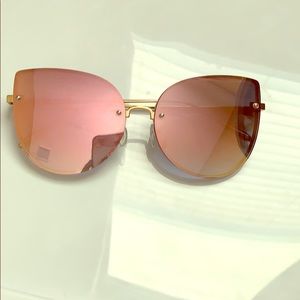 CUTE SUMMER SUNGLASSES
